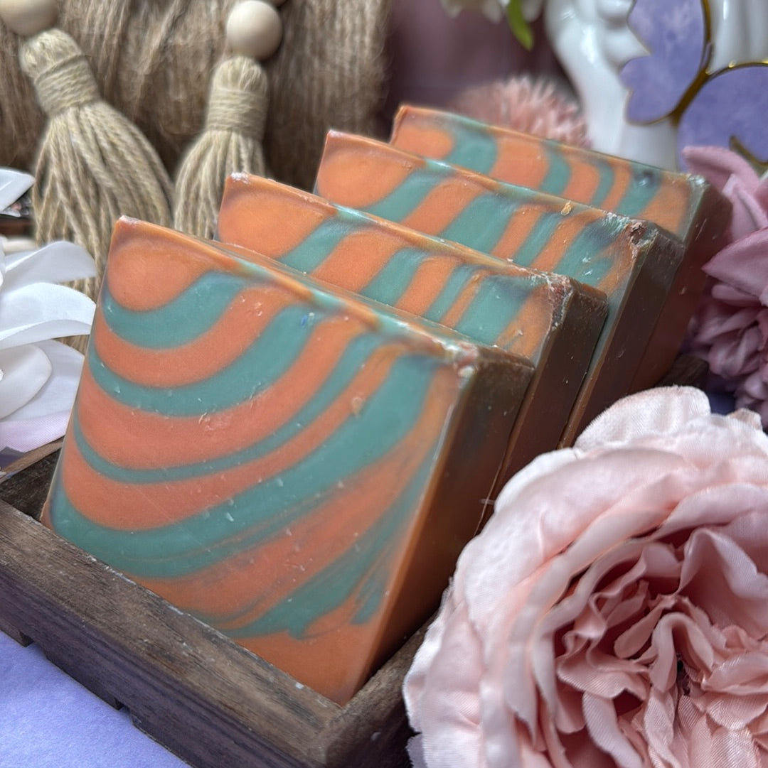 Tobacco & Bay Leaf Shea Butter Artisan Soap